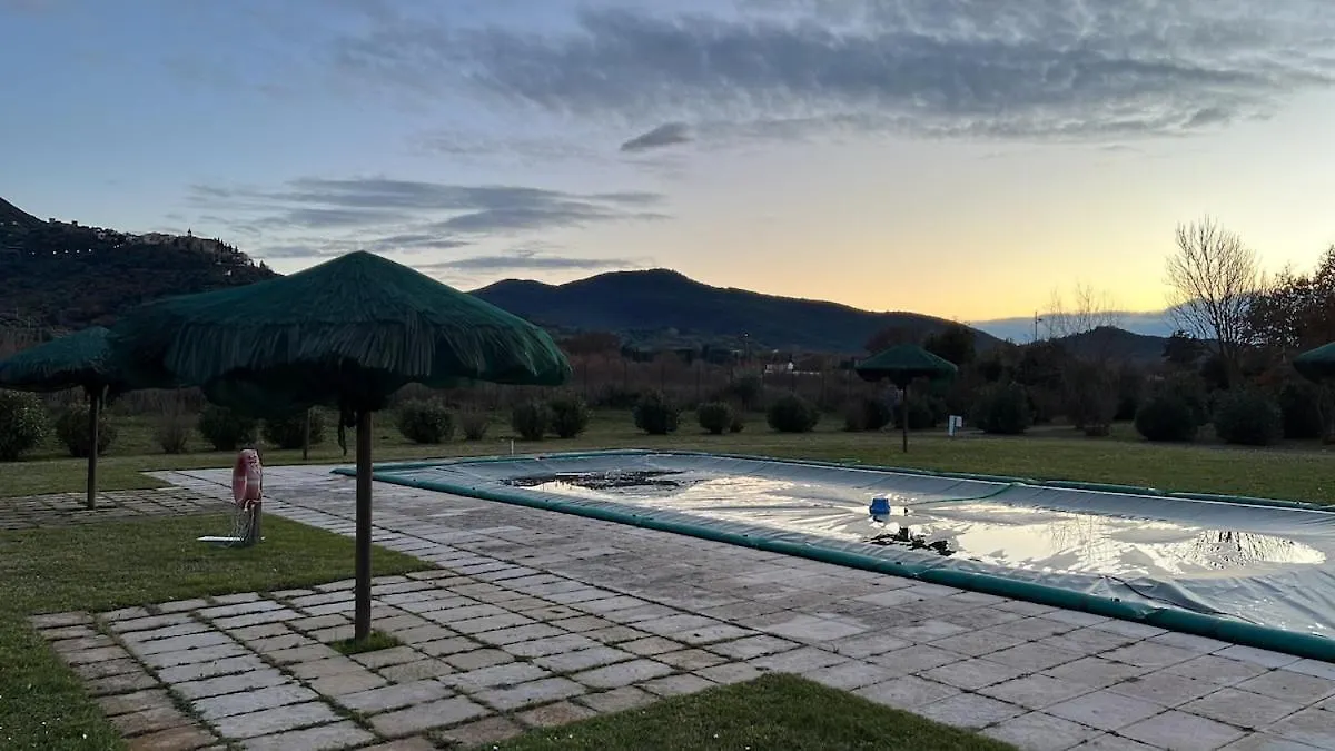 Apartment Elegante Appartamento In Un Casolare Toscano Scarlino Italy