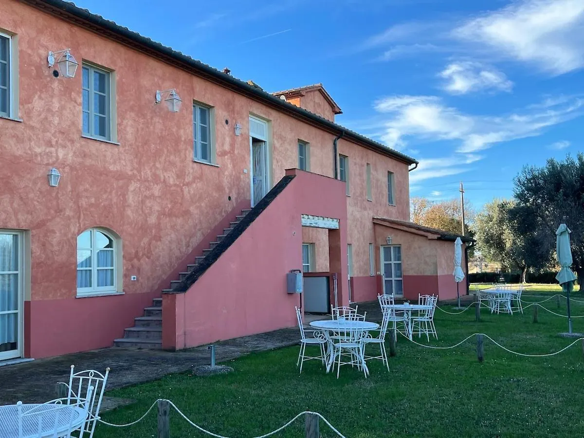 Elegante Appartamento In Un Casolare Toscano Scarlino
